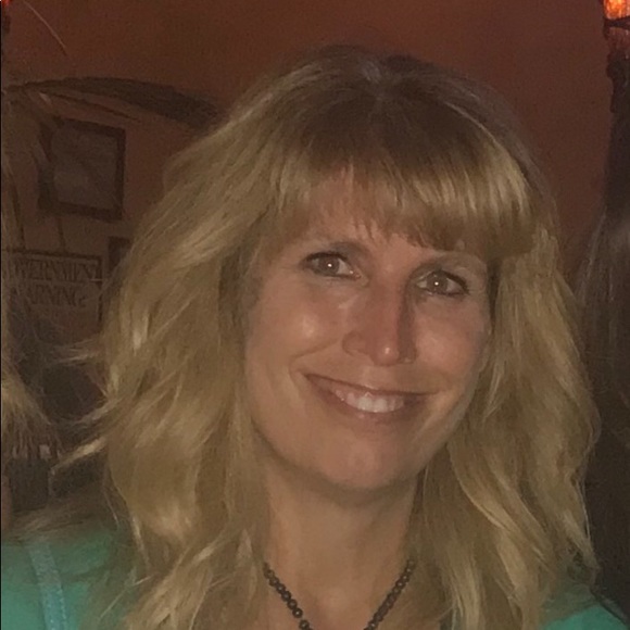 Meet your Posher, Dawn - Picture 1 of 1